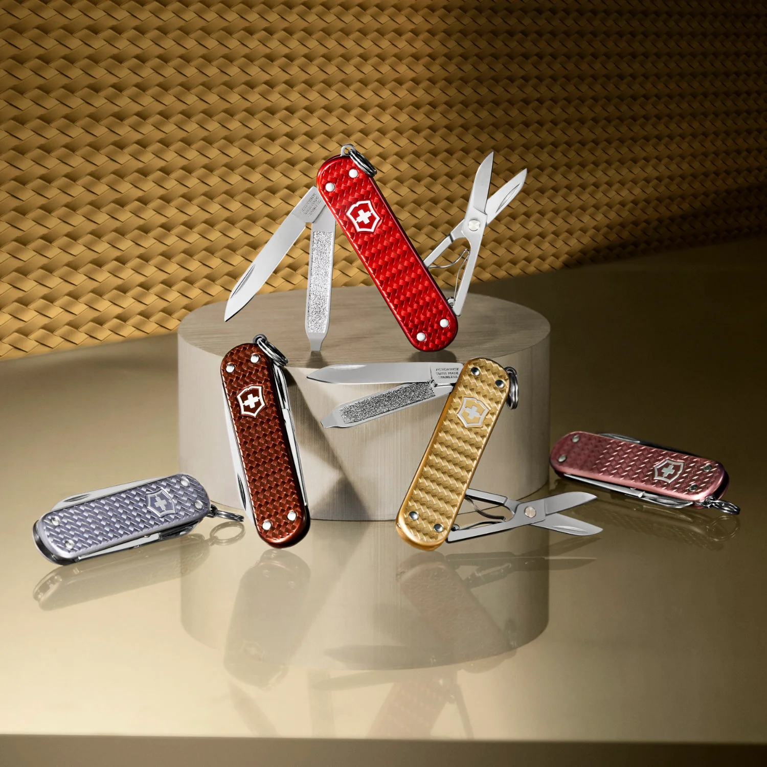 Victorinox Classic SD Precious Alox Swiss Army Knife - Image 5