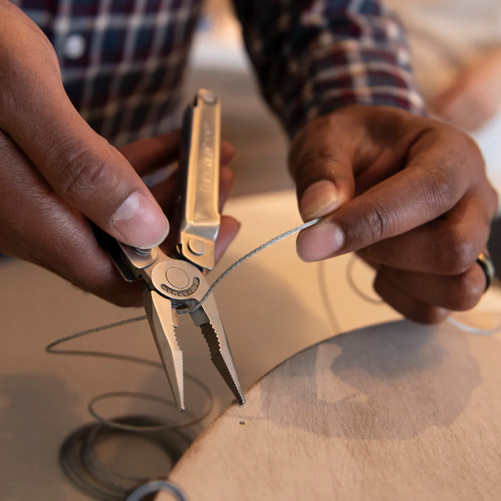 Leatherman Bond Pliers Multi-tool - Image 11