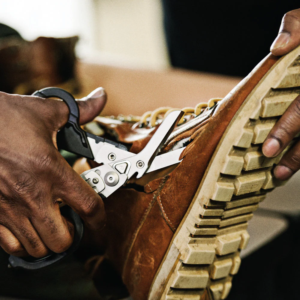 Leatherman Raptor Rescue Multi-tool with Utility Holster - Image 6