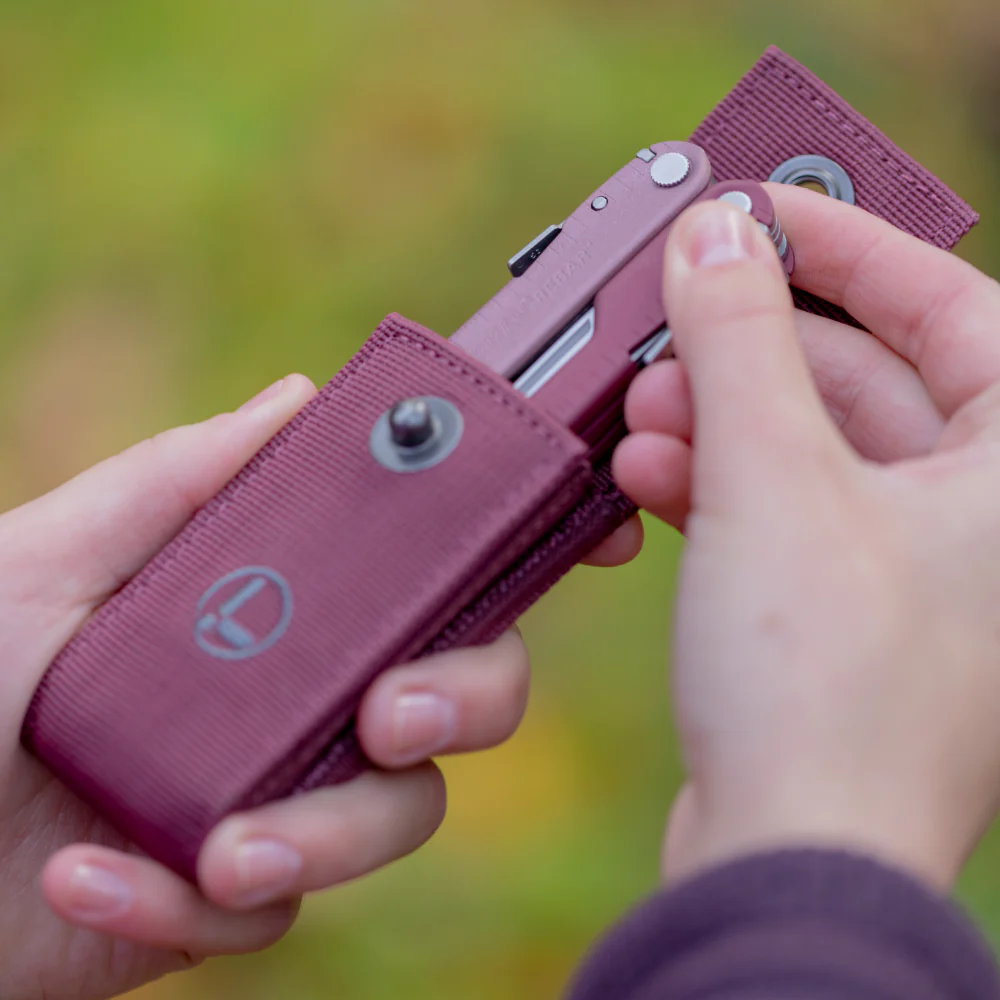Leatherman Rebar Heathered Cranberry Pliers Multi-tool - Image 6