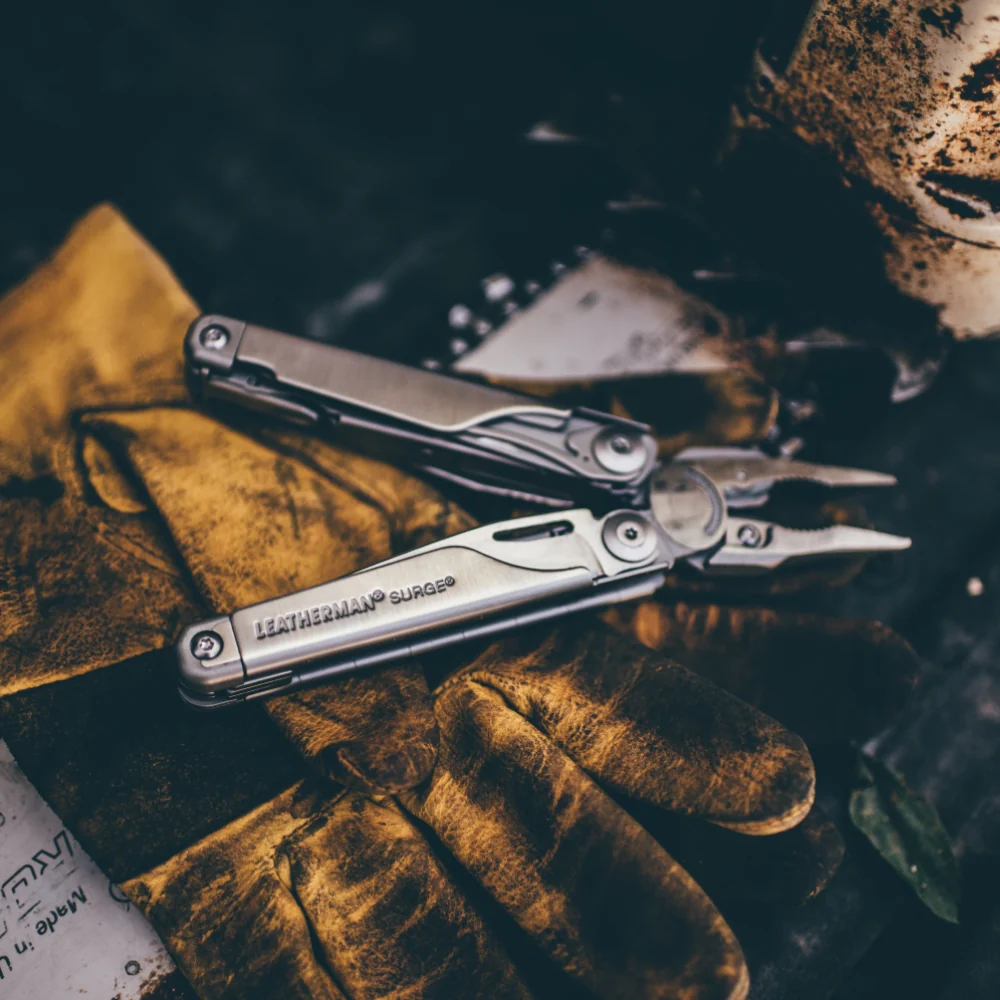 Leatherman Surge Pliers Multi-tool - Image 4