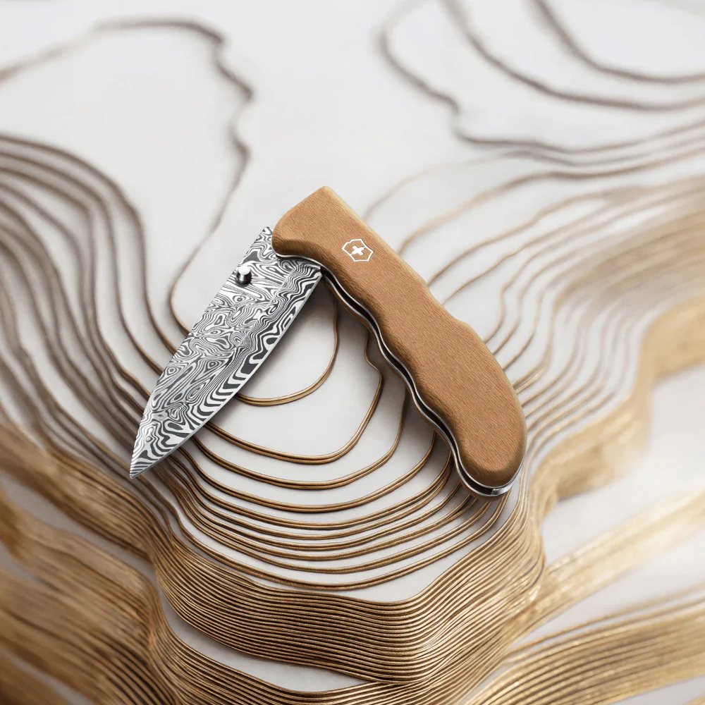 Victorinox Damast Evoke Limited Edition 2026 Swiss Army Knife - Image 8