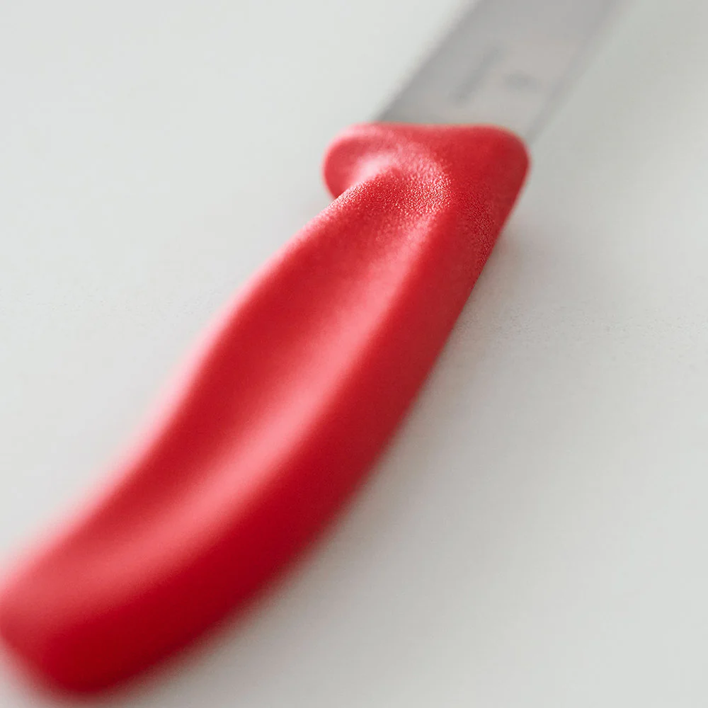 Victorinox Swiss Classic 4.5" Serrated Round Tip Paring Knife - Image 7